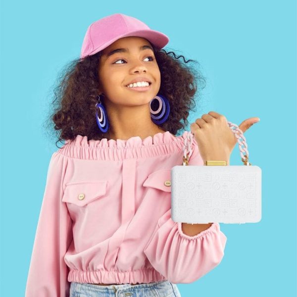 fao-schwarz-fashion-activity-and-roleplay-glitz-glam-portable-vanity-makeup-case-32345970770007_720x-5 fao-schwarz-fashion-activity-and-roleplay-glitz-glam-portable-vanity-makeup-case-32345970770007_720x-5