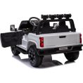 freddo-outdoor-24v-4x4-chevrolet-silverado-2-seater-ride-on-truck-for-kids-white-31443897024599_720x-4
