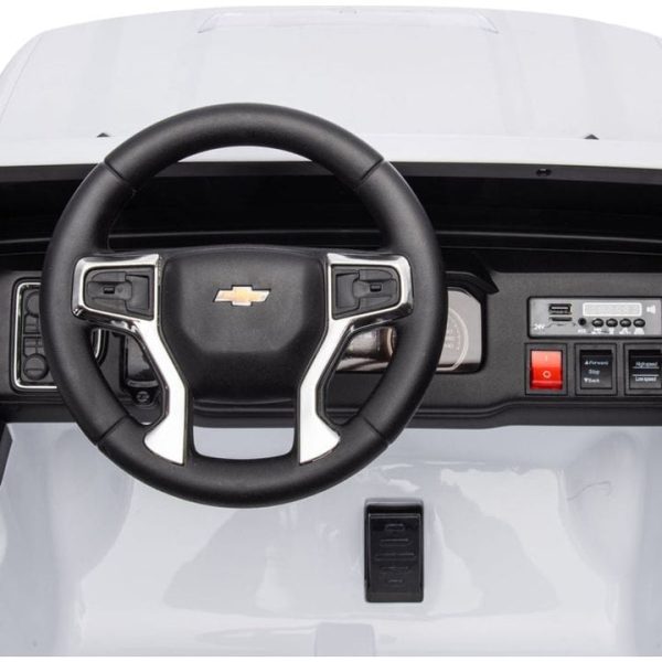 freddo-outdoor-24v-4x4-chevrolet-silverado-2-seater-ride-on-truck-for-kids-white-31443897942103_720x freddo-outdoor-24v-4x4-chevrolet-silverado-2-seater-ride-on-truck-for-kids-white-31443897942103_720x