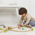 le-toy-van-preschool-figure-8-wooden-train-set-40-pieces-31480133746775_720x-1