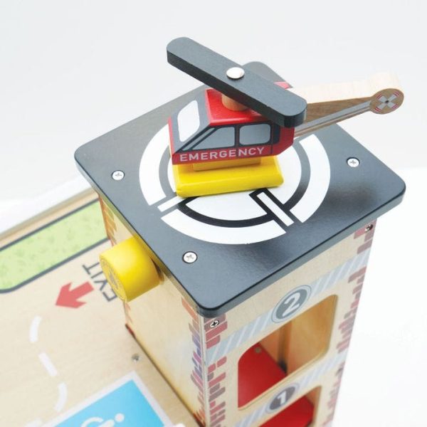 le-toy-van-preschool-fire-rescue-wooden-garage-31480125456471_720x-4 le-toy-van-preschool-fire-rescue-wooden-garage-31480125456471_720x-4