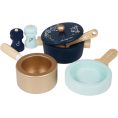 le-toy-van-preschool-pots-pans-kitchen-accessories-32625381933143_720x-1