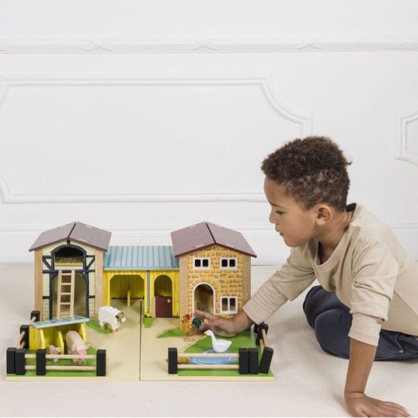 le-toy-van-preschool-wooden-farmyard-stables-31480124932183_720x-4 le-toy-van-preschool-wooden-farmyard-stables-31480124932183_720x-4