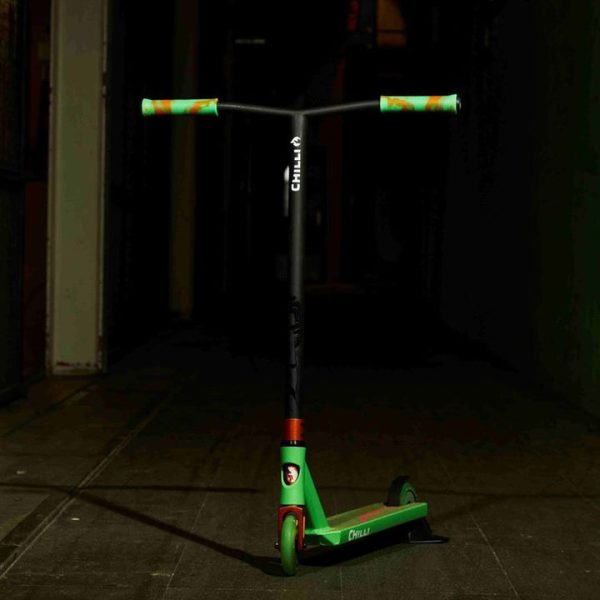micro-kickboard-outdoor-chilli-critter-scooter-green-chameleon-32481368932439_720x-2 micro-kickboard-outdoor-chilli-critter-scooter-green-chameleon-32481368932439_720x-2