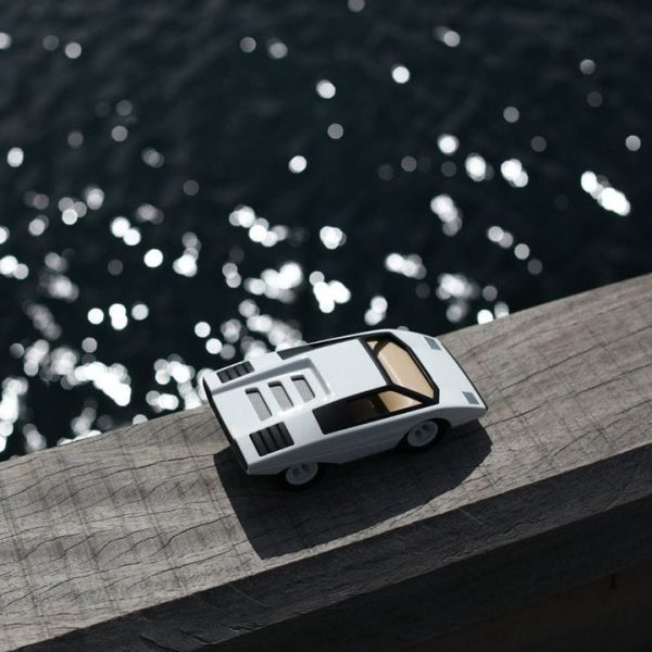 playforever-vehicles-ufo-colomba-car-white-31232045383767_720x-3 playforever-vehicles-ufo-colomba-car-white-31232045383767_720x-3