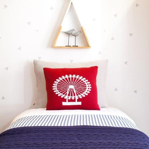 rian-tricot-room-decor-london-eye-pillow-32084936228951_720x rian-tricot-room-decor-london-eye-pillow-32084936228951_720x