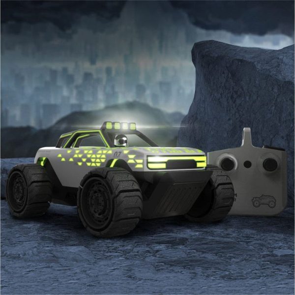 sharper-image-vehicles-phantom-crawler-rc-light-up-truck-32497559076951_720x-3 sharper-image-vehicles-phantom-crawler-rc-light-up-truck-32497559076951_720x-3